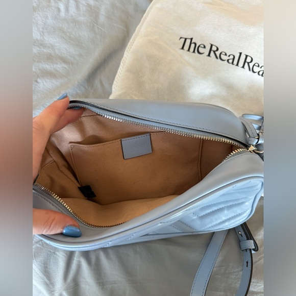 Gucci Small GG Marmont Matelassé Crossbody Bag - Picture 4 of 5